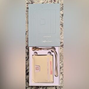 Andar Denner 2 Wallet Ivory with gold hardware